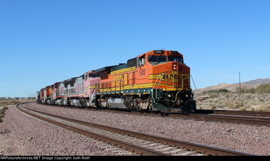 BNSF 508, BNSF  554, BNSF 558, BNSF 535 & BNSF 552